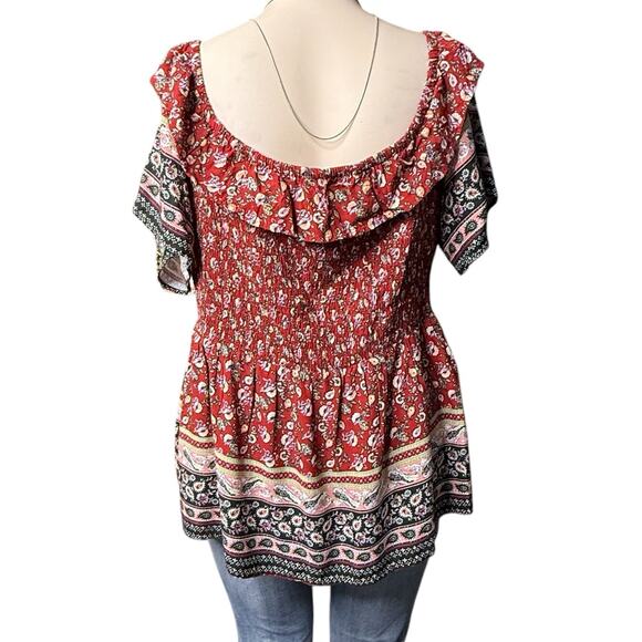 Maurices Ruffled Paisley Peasant Top Size 4X in Red and Black - Picture 3 of 10